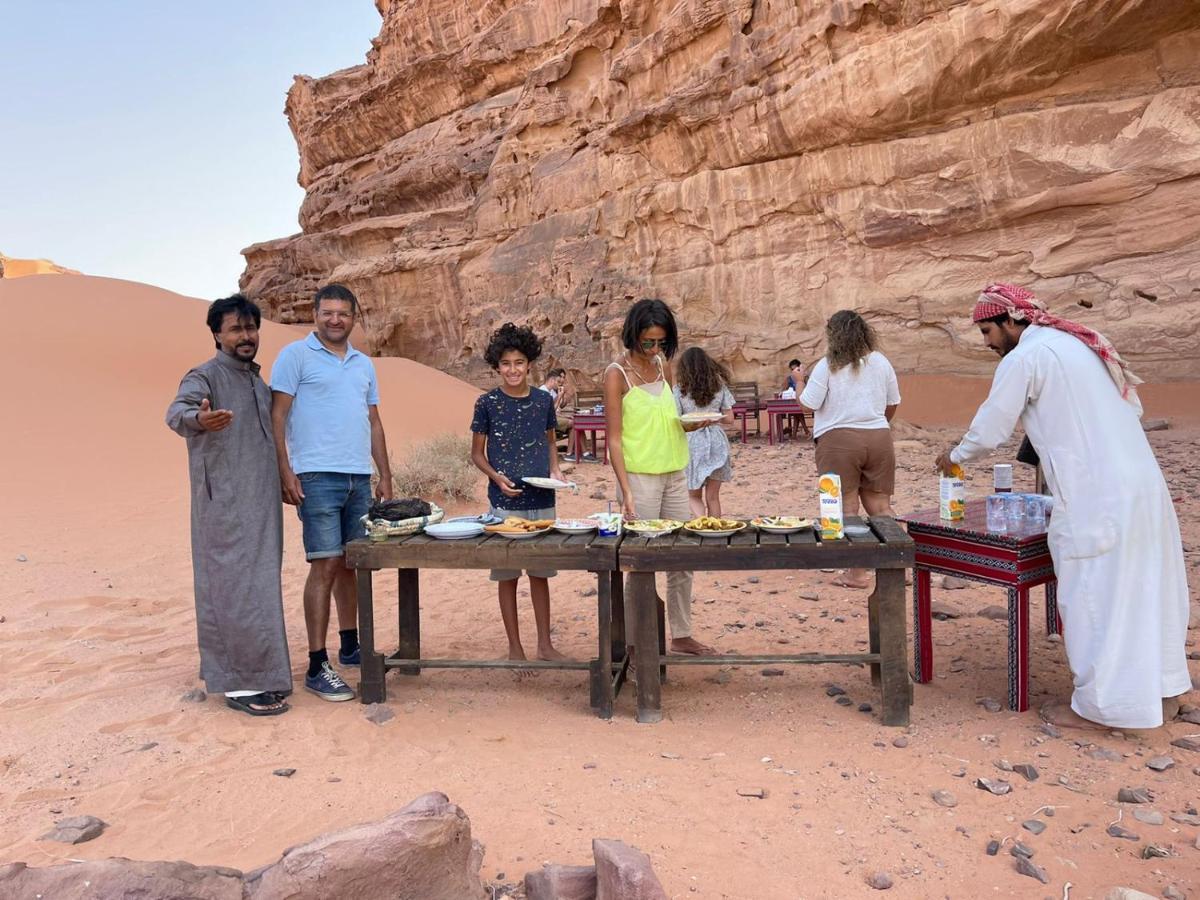 Wadi Rum Magic Camp Екстериор снимка